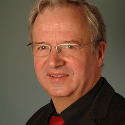 Prof., Dr. phil., Dr. h. c. Georg Spöttl